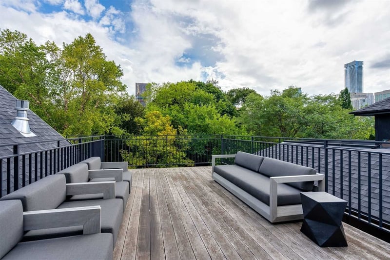 Luxury estate at 75 South Drive, Toronto — photo 17