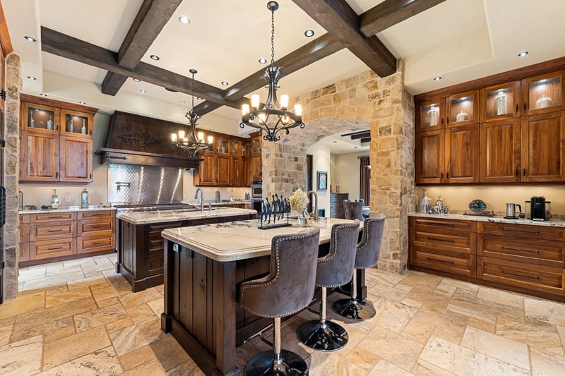 Luxury estate at 4303 Takla Road, Kelowna, BC — photo 10