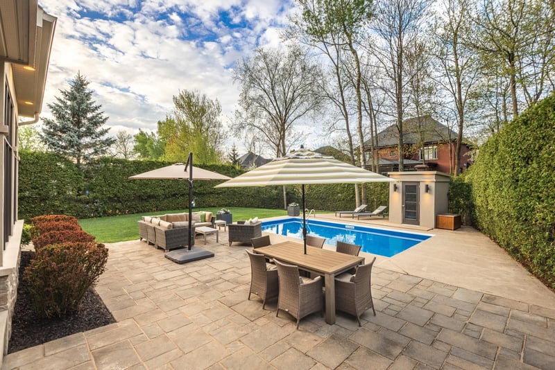 Luxury estate at 34 Rue Antoine-Forestier, St-Bruno-de-Montarville, QC — photo 12