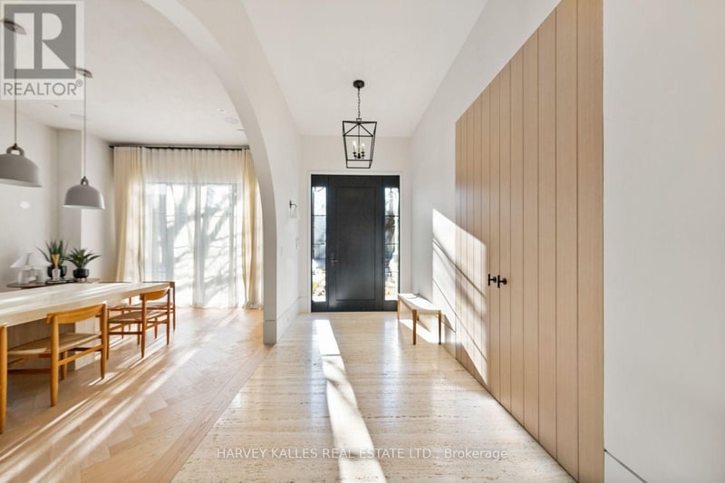 Luxury estate at 424 Lytton Boulevard, Toronto, ON — photo 2
