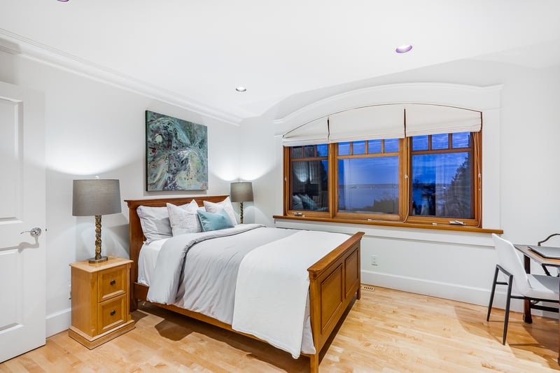 Luxury estate at 2817 Bellevue Avenue, West Vancouver, BC — photo 28
