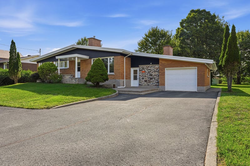 Luxury estate at 248 Rue Neil, Granby, QC — photo 34