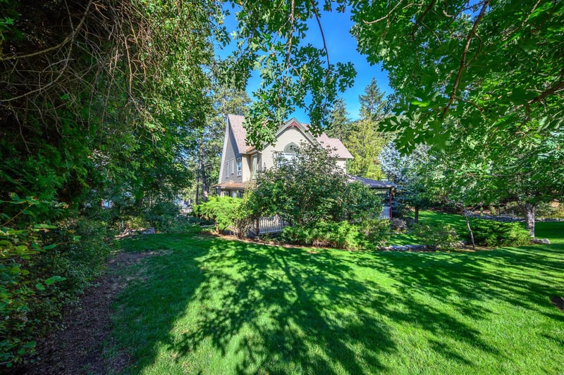 Luxury estate at 9725 Cameron Road, Vernon, BC — photo 38
