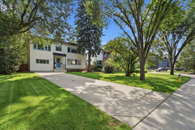 Luxury estate at 9107 118 Street Northwest, Edmonton, AB — photo 5