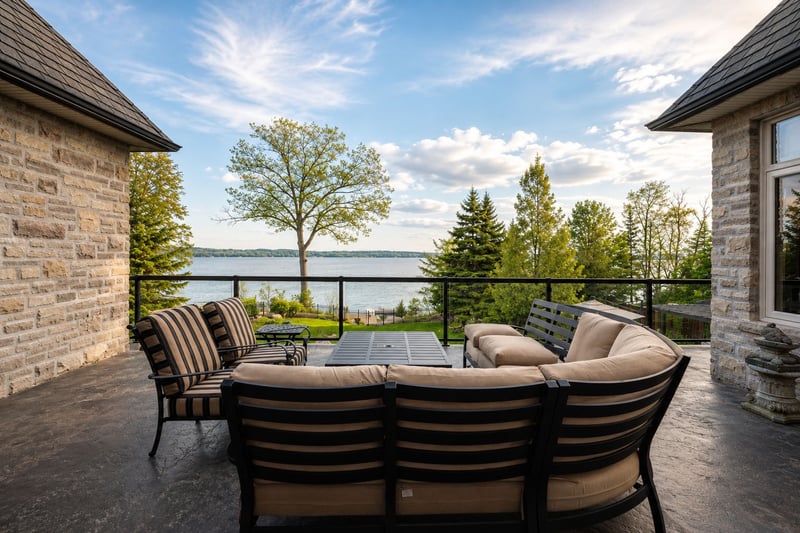Luxury estate at 39 Plunkett Court, Barrie, ON — photo 9