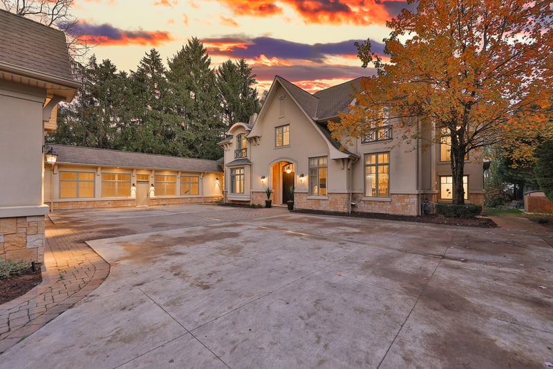 Luxury estate at Burlington — photo 5