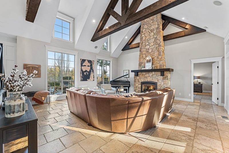 Luxury estate at 2957 Harvard Road, Kelowna, BC — photo 4