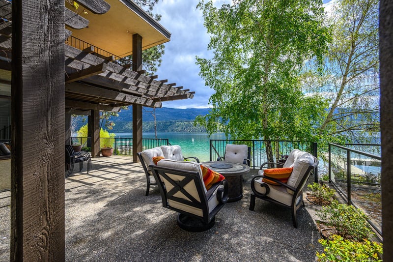Luxury estate at 17211 Thomson Road, Lake Country, BC — photo 3