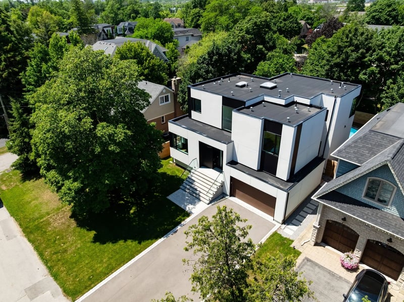 Luxury estate at 1405 Acton Crescent, Oakville, ON — photo 7