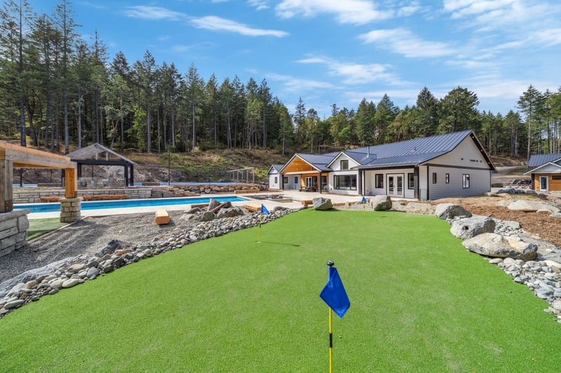 Luxury estate at 6707 Willis Point Rd, Victoria, BC — photo 33