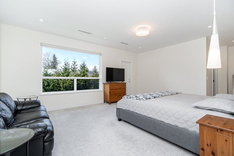 Luxury estate at 576 Linton Street, Coquitlam, BC — photo 11
