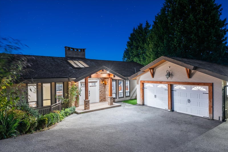 Luxury estate at 1521 Chartwell Drive, West Vancouver, BC — photo 17