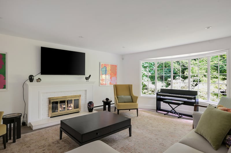 Luxury estate at 2861 Tudor Avenue, Victoria, BC — photo 26