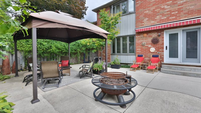 Luxury estate at 5570 McFarren Boulevard, Mississauga, ON — photo 28