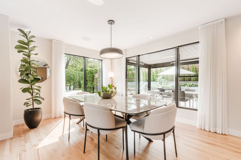 Luxury estate at 2021 Rue des Saules, St-Bruno-de-Montarville, QC — photo 7