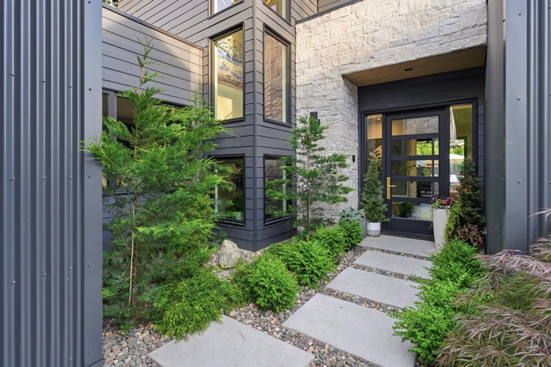 Luxury estate at 267 Lake Avenue, Kelowna, BC — photo 3