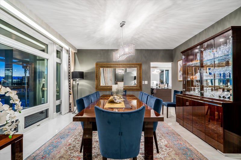 Luxury estate at 1130 Eyremount Drive, West Vancouver — photo 11