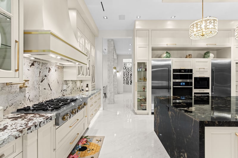 Luxury estate at 13083 57 Avenue, Surrey, BC — photo 13