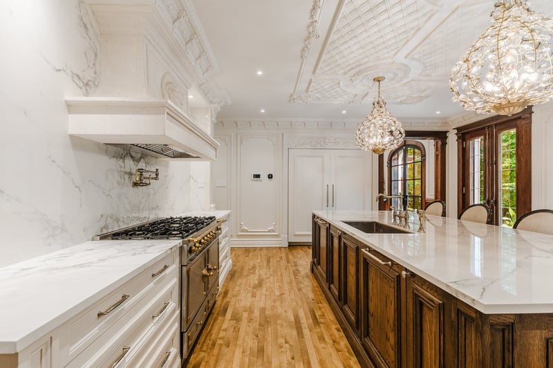 Luxury estate at 1093 Rue Béique, Mont-Saint-Hilaire, QC — photo 22