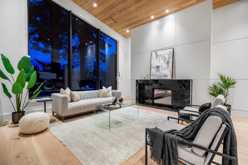 Luxury estate at 2565 141 Street, Surrey, BC — photo 4