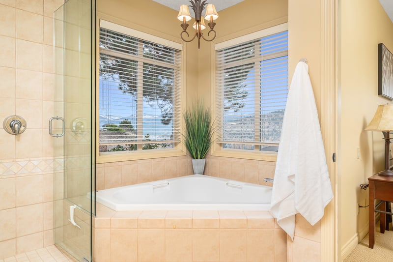 Luxury estate at 200 Melrose Court, Vernon, BC — photo 18