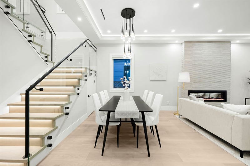 Luxury estate at 2096 Bowler Drive, Surrey, BC — photo 4
