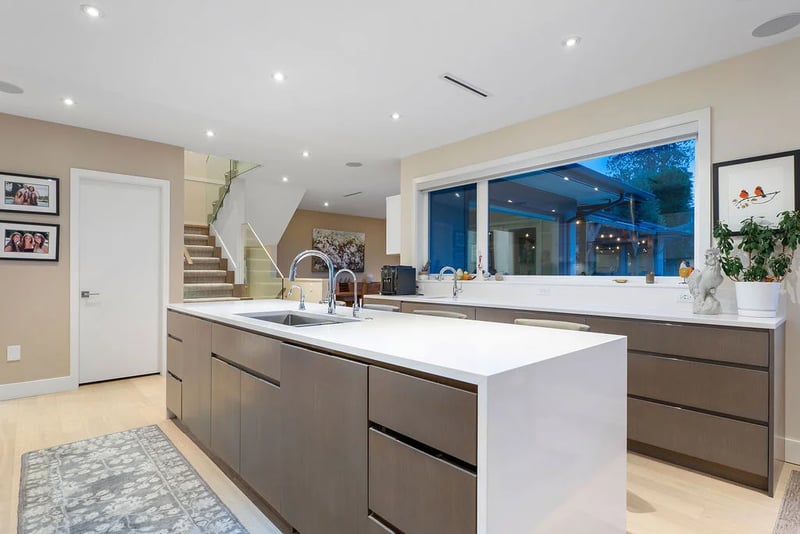 Luxury estate at 990 Jefferson Avenue, West Vancouver, BC — photo 10