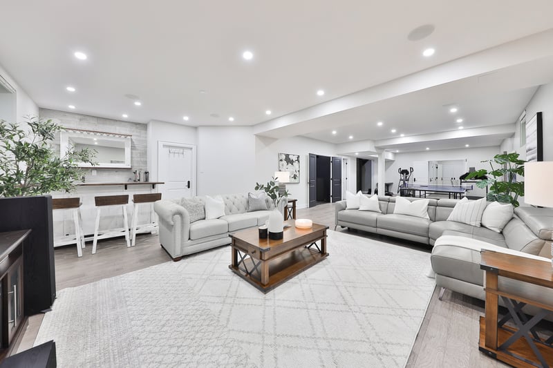 Luxury estate at 5047 Lakeshore Road, Burlington, ON — photo 31