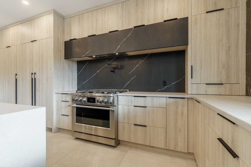 Luxury estate at 142 Blair Lane, Hamilton — photo 2