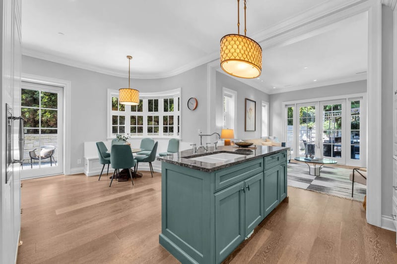 Luxury estate at 4348 Erwin Drive, West Vancouver, BC — photo 10