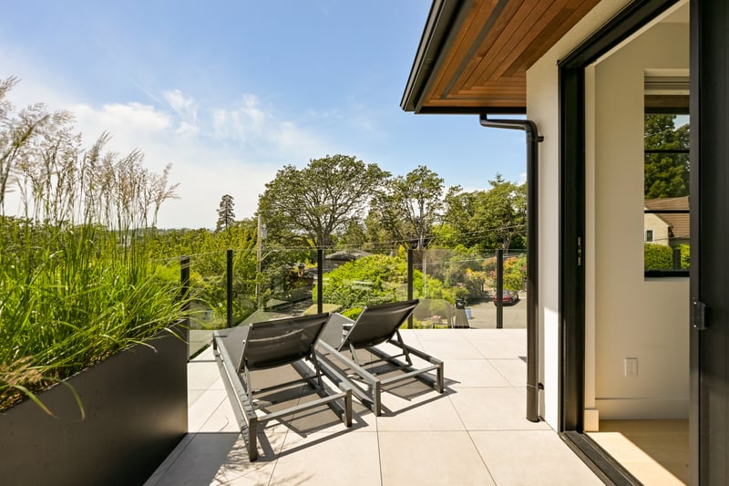 Luxury estate at 717 Robleda Crescent, Victoria, BC — photo 38