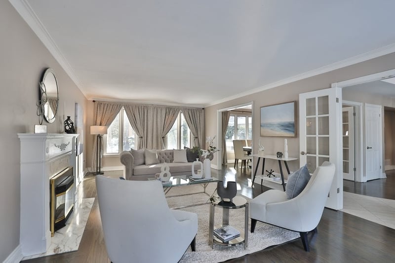 Luxury estate at 208 Mineola Road West, Mississauga, ON — photo 8