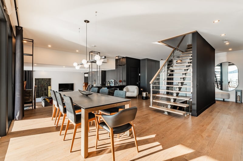 Luxury estate at 2141 Rue des Roses, Carignan, QC — photo 4
