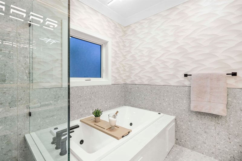 Luxury estate at 2096 Bowler Drive, Surrey, BC — photo 25