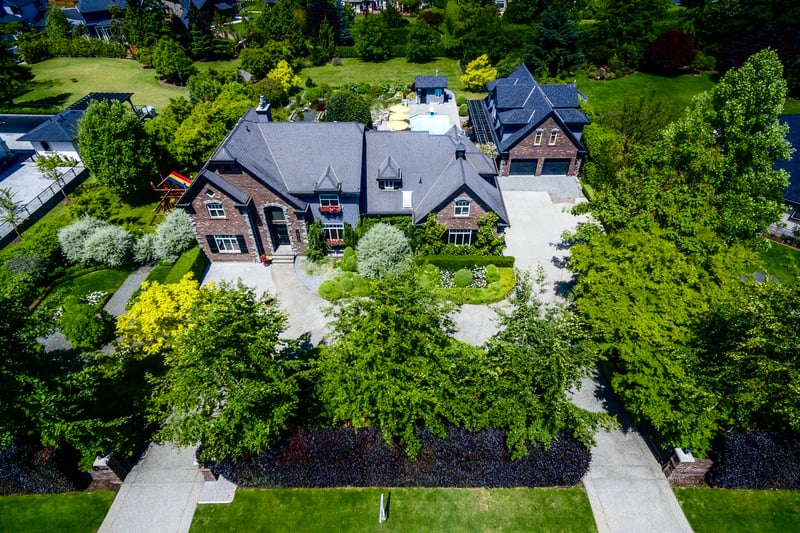 Luxury estate at 16505 26 Avenue, Surrey, BC — photo 3