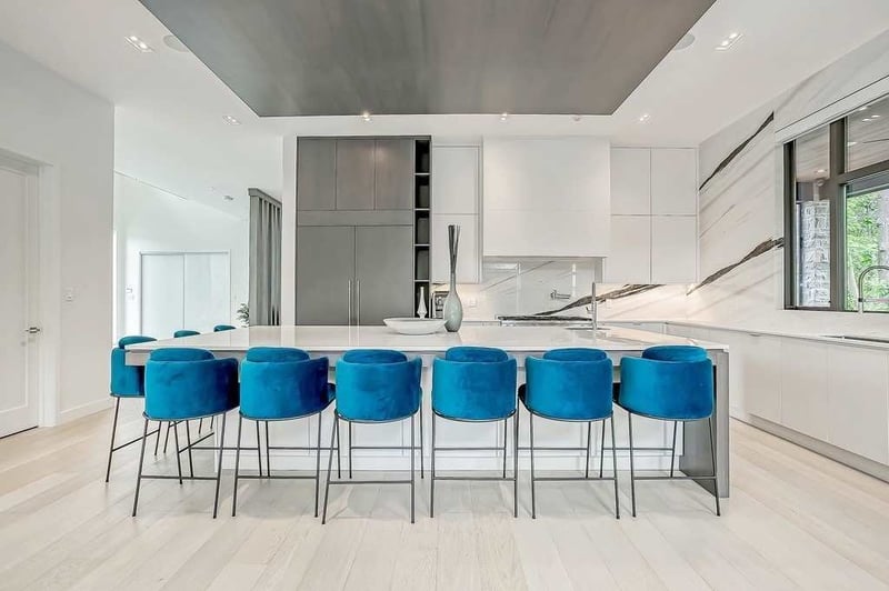 Luxury estate at 421 Chartwell Road, Oakville — photo 5