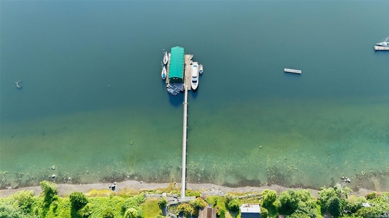 Luxury estate at 1157 West Road, Quadra Island, BC — photo 2