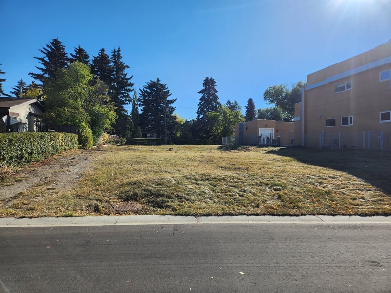 Luxury estate at 9019 Saskatchewan Drive Northwest, Edmonton, AB — photo 2