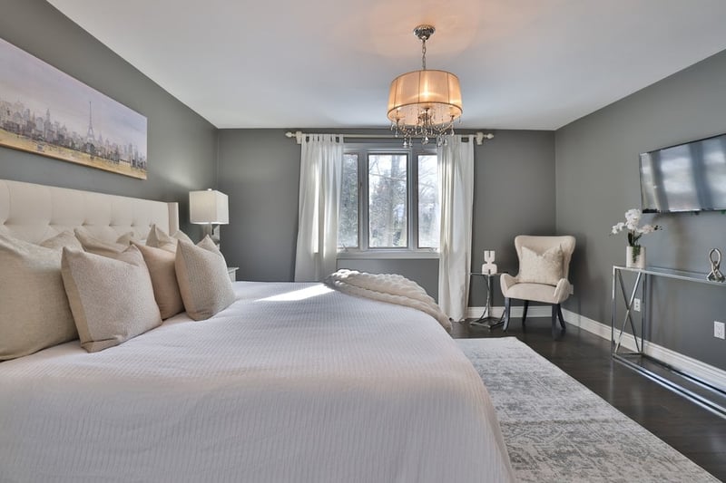 Luxury estate at 208 Mineola Road West, Mississauga, ON — photo 17