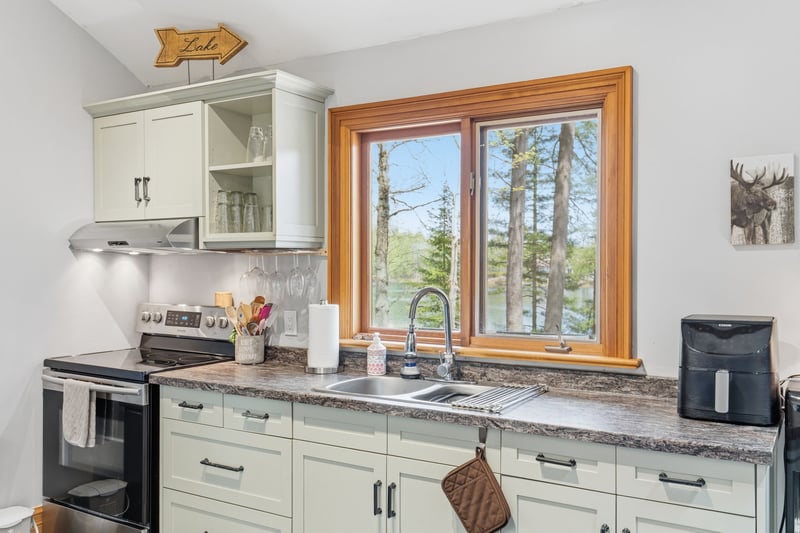 Luxury estate at 1117 Turtle Lake Road, Gravenhurst, ON — photo 12