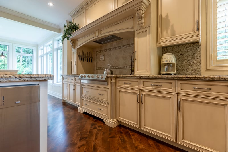 Luxury estate at 37 Ranch Rd, Brantford, ON — photo 9