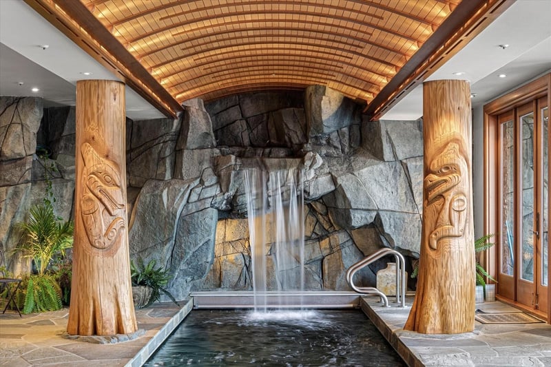 Luxury estate at 3820 Sunridge Drive, Whistler, BC — photo 13