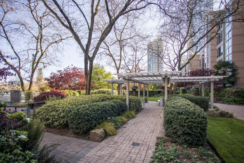 Luxury estate at 203 - 388 Drake Street, Vancouver, BC — photo 18