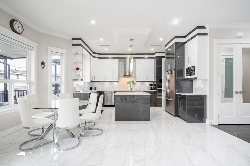 Luxury estate at 7719 155 Street, Surrey, BC — photo 7