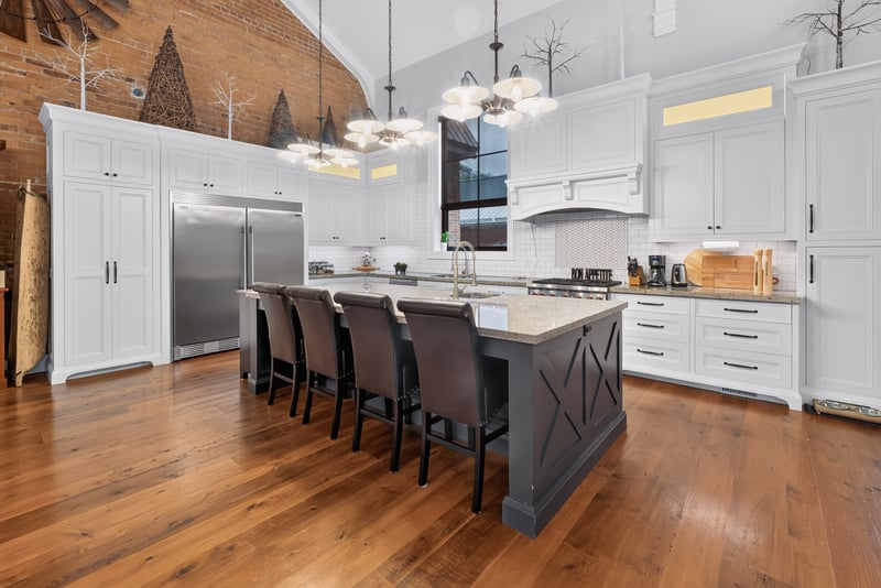 Luxury estate at 45 McMurray Street, Bracebridge, ON — photo 6