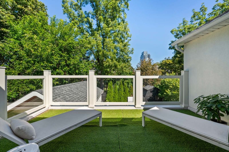Luxury estate at 505 Burlington Avenue, Burlington, ON — photo 18