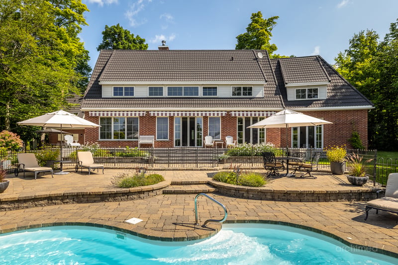 Luxury estate at 1087 Chemin Dunant Nord, Sainte-Anne-des-Lacs, QC — photo 2