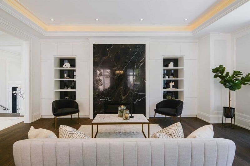 Luxury estate at 15 Bayberry Crescent, Toronto — photo 11