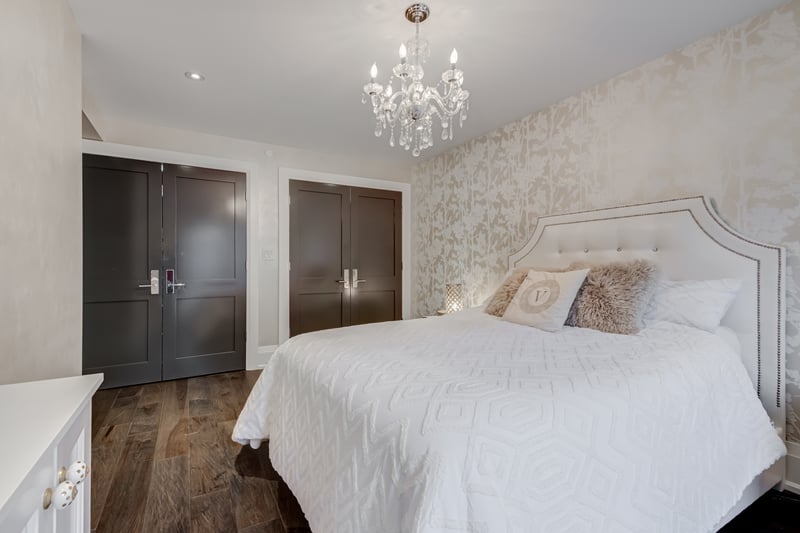 Luxury estate at 397 King Street West unit 215, Dundas, ON — photo 33