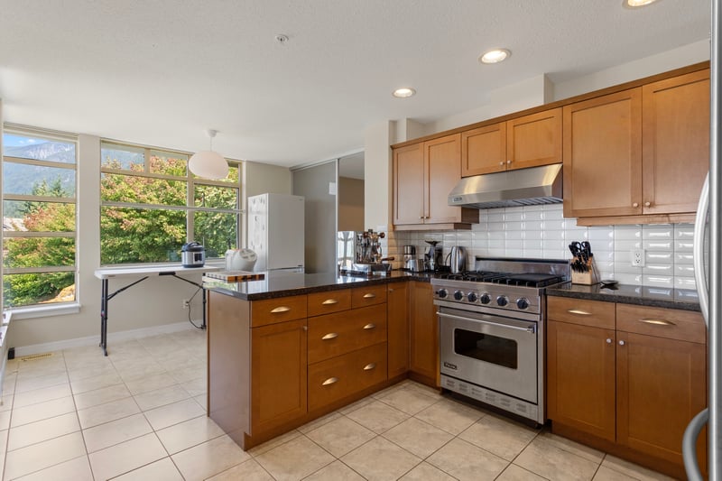 Luxury estate at 8601 Seascape Place, West Vancouver, BC — photo 13